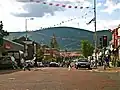 Vue de Shankill Road en direction de la banlieue
