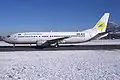 Boeing 737-400 de Dniproavia avec l'ancien logo (2008)