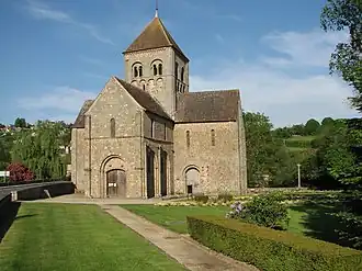 – Domfront – Notre-Dame-sur-l'eau
