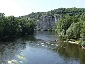 Et vers l'aval.