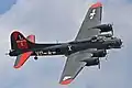 N7227C, le B-17 impliqué, ici en octobre 2019.}}