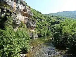 Les gorges de la Dourbie au pont des Fournets.