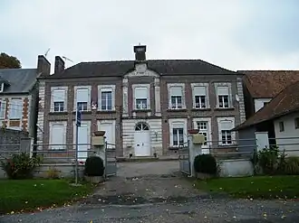 Douriez