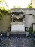 Tombe du chevalier de Saxe
