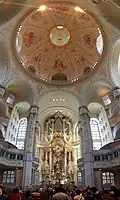Intérieur, coupole.
