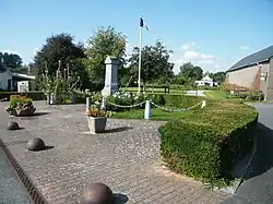Monument aux morts.