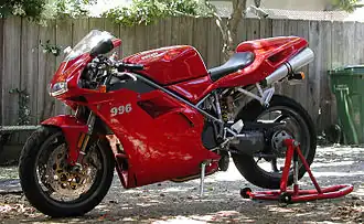 996.