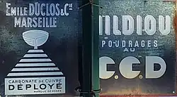 Panneau de produit anti mildiou fabriqué par l'entreprise Duclos située à Septèmes-les-Vallons.