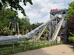 Aqua shute