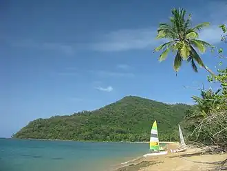 La baie de Brammo avec le mont Kootaloo.