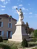 Le monument aux morts, place de la Résistance (oct.&nbsp;2012).