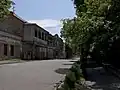 Façades à balcon dans le vieux Doucheti