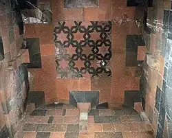 Plafond intérieur.