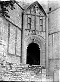 L'église paroissiale Saint-Pierre-et-Saint-Paul en 1927 : porche ouest.