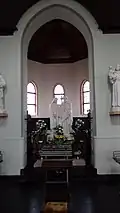 Statue de la Sainte Famille.