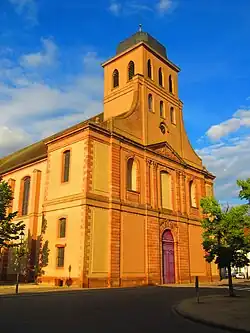 Église royale Saint-Louis.
