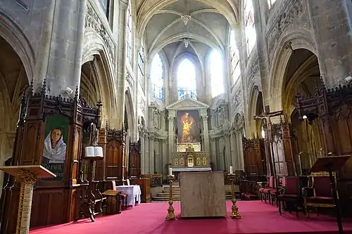 Autel et abside.