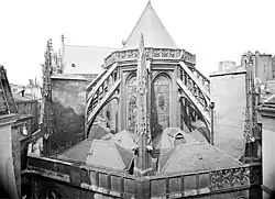 Chevet (1892).