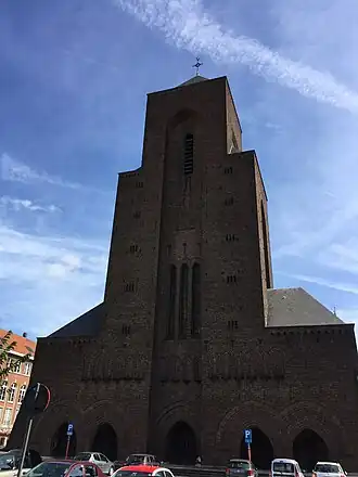 Image illustrative de l’article Église Saint-Adrien (Ixelles)