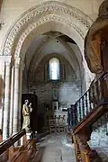 La chapelle sous le clocher