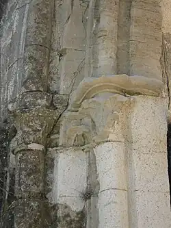 Moulures du portail