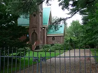 East Farnham