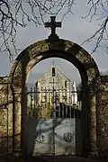 Église Saint-Génard, entrée du cimetière.