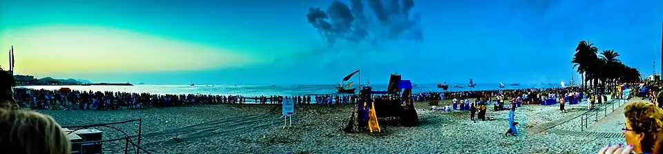 Débarquements des Moros sur la plage lors des fêtes.