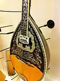 Bouzouki électrique, XXe&nbsp;siècle.