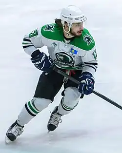Description de l'image Eliezer Sherbatov hockey image.jpg.