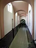 Couloir menant à la Grande Salle.