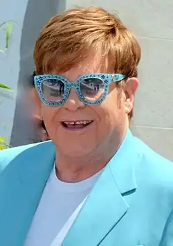 Elton Hercules John, auteur interprète- Royaume-Uni -