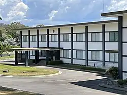 Ambassade à Canberra.