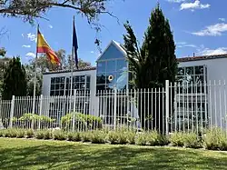 Ambassade à Canberra.