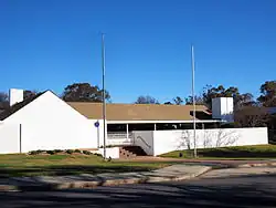 Ambassade à Canberra.