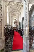 Entrée de la chapelle.