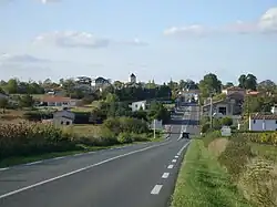 L'entrée du village.