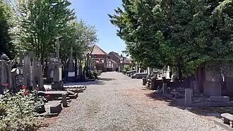 Allée principale.