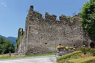 Le château d'Épierre.