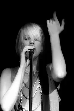 Description de l'image Erika M. Anderson at Berghain Berlin (May 2011).jpg.