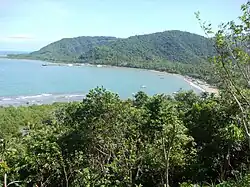 Vue panoramique de la baie depuis le pont du parc de la colline d'Ermita