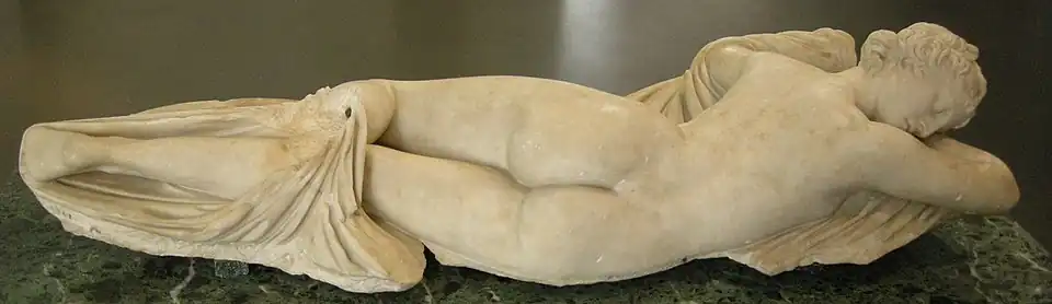 Hermaphrodite endormi recto