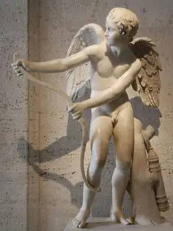 Éros cordant son arc, musées du Capitole.