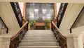Escalier central de la bibliothèque Maisonneuve