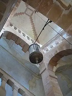L'escalier central.