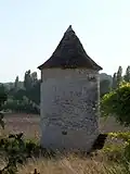 Pigeonnier dans le bourg (sept.&nbsp;2012).