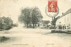 La place vers 1920.