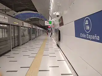 Image illustrative de l’article Chile España (métro de Santiago)