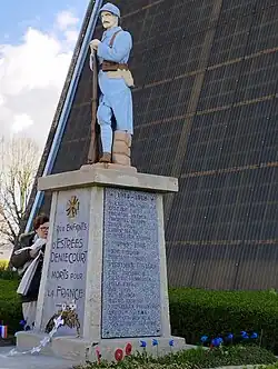 Monument aux morts.