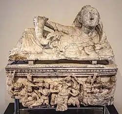 Urne "avec l'enlèvement d'Hélène", 150–100 av. J.-C. (Inv. 13888)